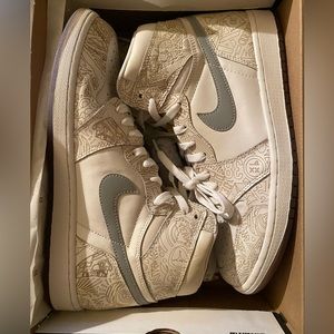 New Jordan 1 Retro High OG laser. Dead stock. Size 12. (705289 100)Vintage